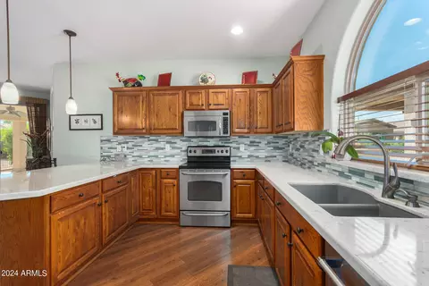 4567 E Donato Dr, Gilbert, AZ 85298 photo 12