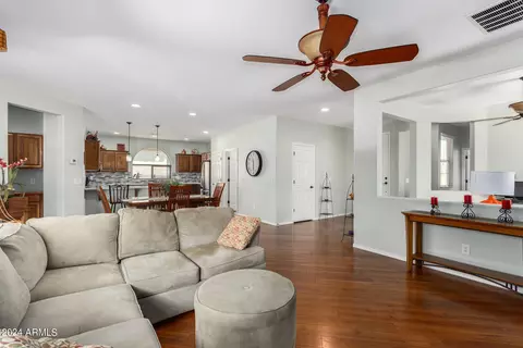4567 E Donato Dr, Gilbert, AZ 85298 photo 7