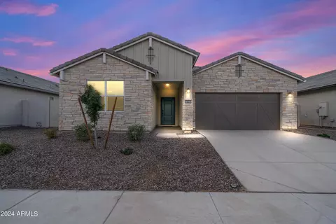 36990 N Aleutian Dr, San Tan Valley, AZ 85143