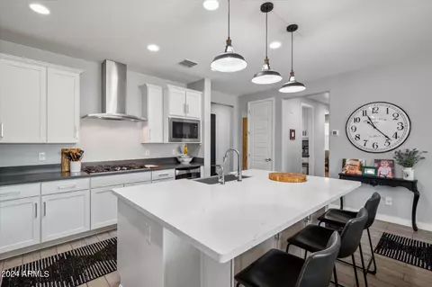 9780 W Cashman Dr, Peoria, AZ 85383