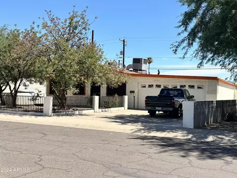 6705 N 30th Ave, Phoenix, AZ 85017 photo 2