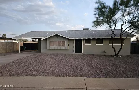 3001 W St Moritz Ln, Phoenix, AZ 85053