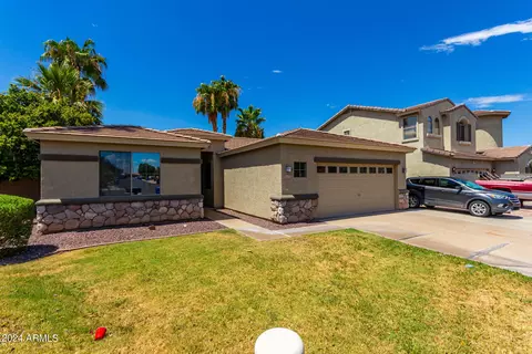 6636 S 16th Dr, Phoenix, AZ 85041 photo 2