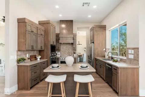 Kitchen - 3518 N Shadow Trl, Mesa, AZ 85207 photo 3 of 9