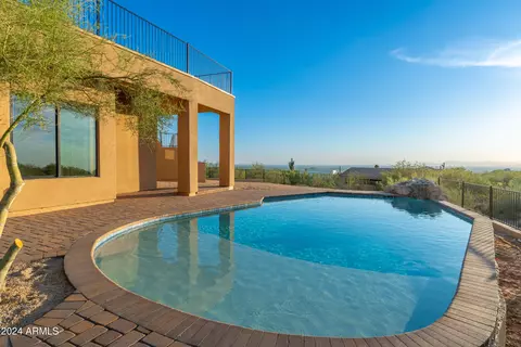 Exterior - 3518 N Shadow Trl, Mesa, AZ 85207 photo 2 of 18