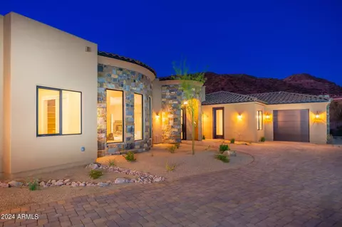 Exterior - 3518 N Shadow Trl, Mesa, AZ 85207 photo 11 of 18