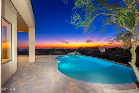 Exterior - 3518 N Shadow Trl, Mesa, AZ 85207 photo 6 of 18