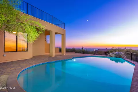 Exterior - 3518 N Shadow Trl, Mesa, AZ 85207 photo 5 of 18