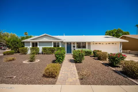 3616 E Ludlow Dr, Phoenix, AZ 85032