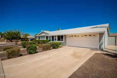 3616 E Ludlow Dr, Phoenix, AZ 85032 photo 3