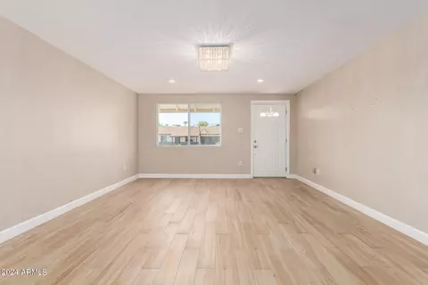 3616 E Ludlow Dr, Phoenix, AZ 85032 photo 5