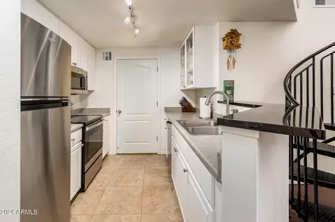 1701 E Colter St #481, Phoenix, AZ 85016 photo 5