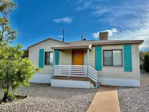 17 Lowell Ave, Bisbee, AZ 85603