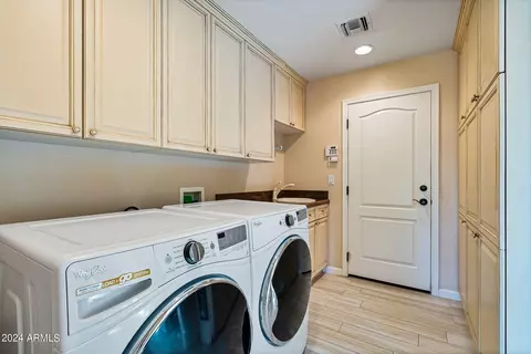 4037 E Solano Dr, Phoenix, AZ 85018 photo 18
