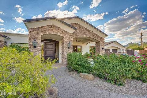 4037 E Solano Dr, Phoenix, AZ 85018 photo 6