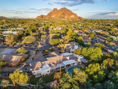 4037 E Solano Dr, Phoenix, AZ 85018 photo 3