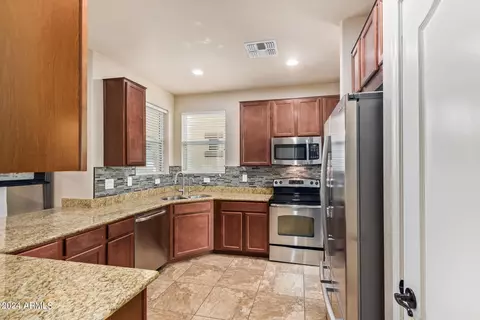 3832 E Leslie Dr, Gilbert, AZ 85296 photo 6