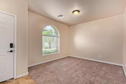 3832 E Leslie Dr, Gilbert, AZ 85296 photo 2