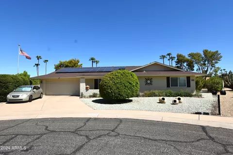 18424 N 97th Dr, Sun City, AZ 85373
