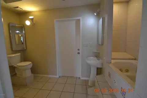 1431 W Behrend Dr, Phoenix, AZ 85027 photo 9
