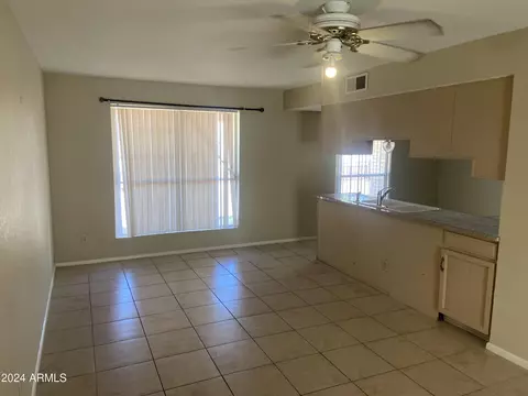 1431 W Behrend Dr, Phoenix, AZ 85027 photo 5