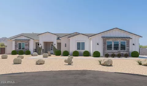 984 W Joyous Ln, San Tan Valley, AZ 85144