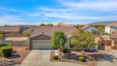 9406 N Irish Ct, Waddell, AZ 85355