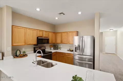 3719 W Wayne Ln, Anthem, AZ 85086 photo 3