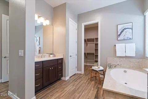 Bath - 4445 E Bethena St, Gilbert, AZ 85295 photo 4 of 6