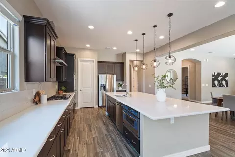 Kitchen - 4445 E Bethena St, Gilbert, AZ 85295 photo 7 of 9
