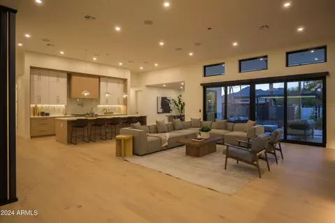 4106 E San Miguel Ave, Phoenix, AZ 85018 photo 16