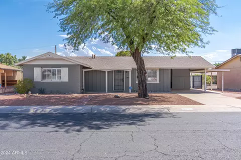 10619 W Hope Dr W, Sun City, AZ 85351