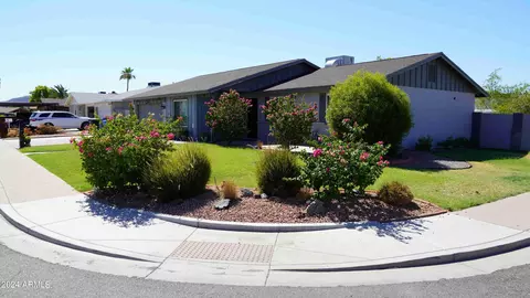 3671 W Windrose Dr, Phoenix, AZ 85029