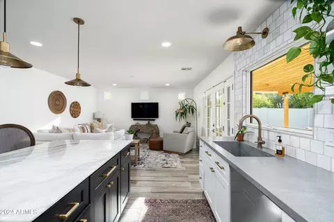 610 E Carmen St, Tempe, AZ 85283 photo 9
