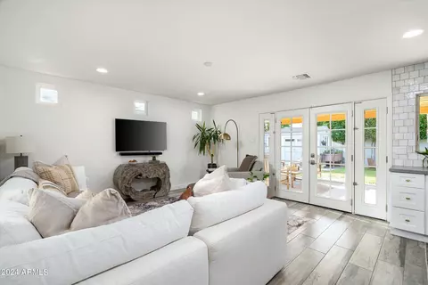 610 E Carmen St, Tempe, AZ 85283 photo 11