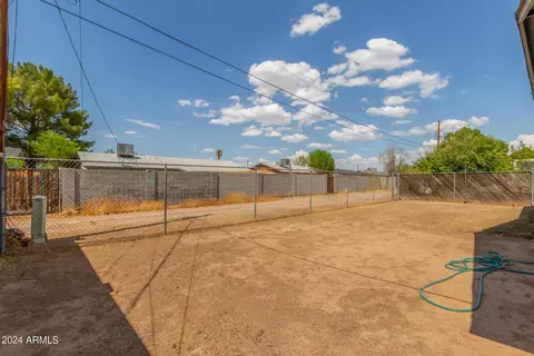 1940 E Concorda Dr, Tempe, AZ 85282 photo 31