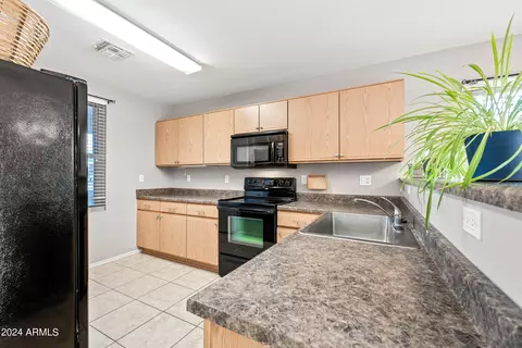 380 S Valley Dr, Apache Junction, AZ 85120 photo 10