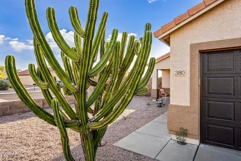 380 S Valley Dr, Apache Junction, AZ 85120 photo 2