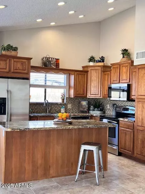 Kitchen - 2930 E Leland St, Mesa, AZ 85213 photo 4 of 6