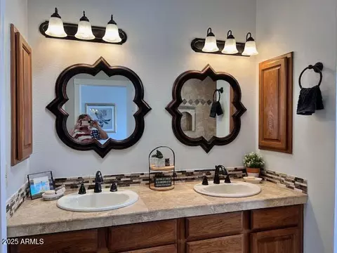 Bath - 2930 E Leland St, Mesa, AZ 85213 photo 1 of 6