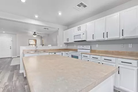 3916 E Kent Ave, Gilbert, AZ 85296 photo 8