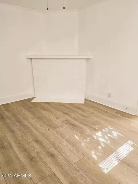 Living - 2102 W Adams St, Phoenix, AZ 85009 photo 4 of 5
