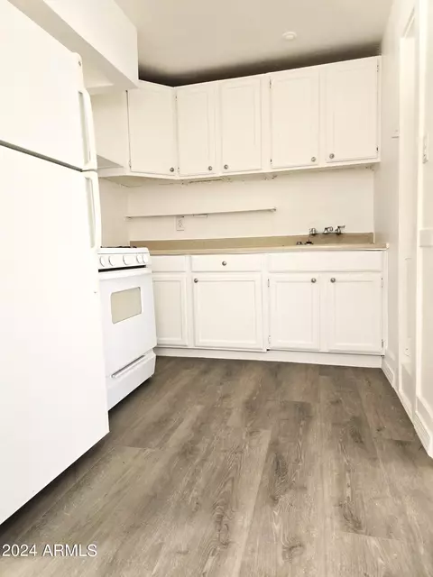 Kitchen - 2102 W Adams St, Phoenix, AZ 85009 photo 1 of 9