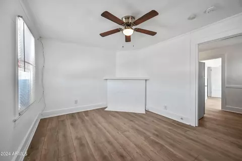 Living - 2102 W Adams St, Phoenix, AZ 85009 photo 3 of 5