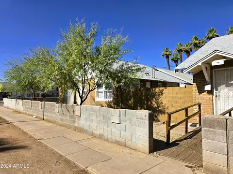 Exterior - 2102 W Adams St, Phoenix, AZ 85009 photo 6 of 18