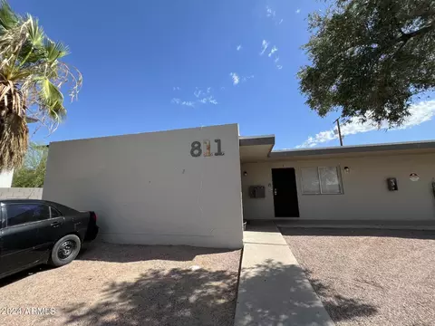 811 E Siesta Dr, Phoenix, AZ 85042