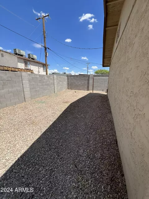 3645 S 18th St, Phoenix, AZ 85040 photo 14