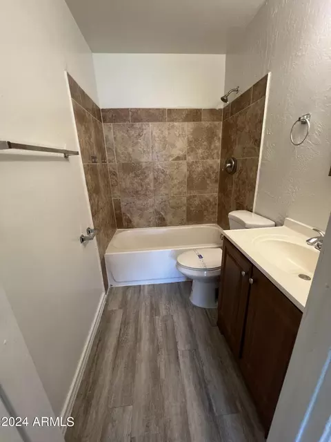 3645 S 18th St, Phoenix, AZ 85040 photo 6