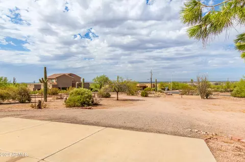 947 N Prospectors Rd, Apache Junction, AZ 85119 photo 4