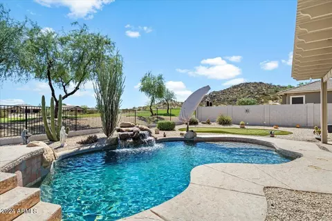 31033 N Trail Dust Dr, San Tan Valley, AZ 85143